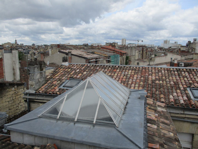 Réfection de toiture tuile canal à Bordeaux par Combles & Toitures