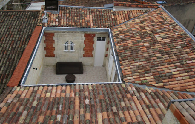 Réfection de toiture tuile canal à Bordeaux par Combles & Toitures